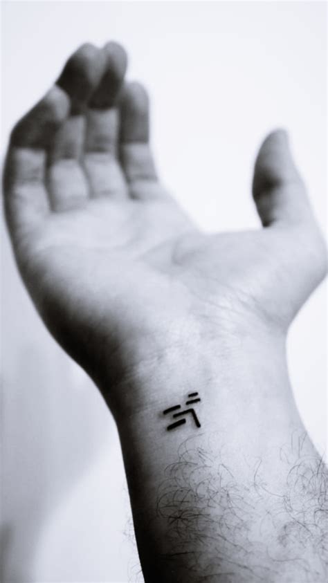 small tattoos for men|small meaningful tattoos for men.